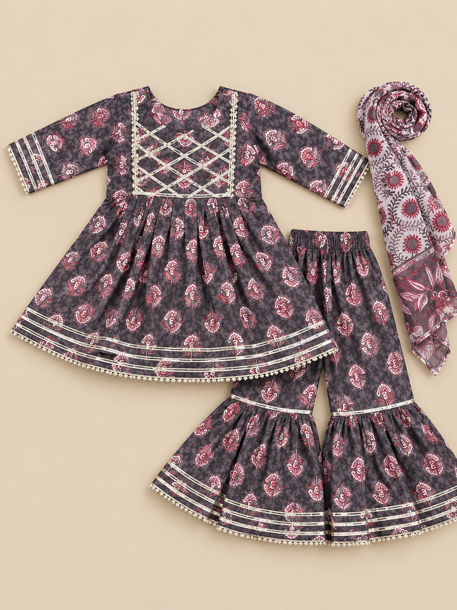 Grey Red Kurta Set